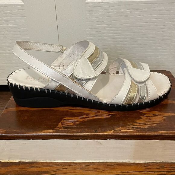 NWOB La Plume Women’s Anya Sandal Velcro Strap White Silver Gold Sz IT 38 US 7.5 - Picture 3 of 15